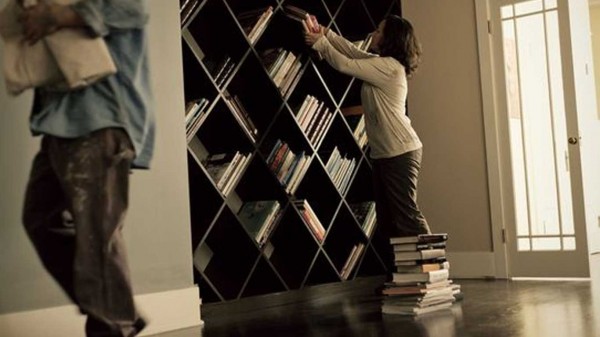 2013-Diagonal-Bookshelf-Design-Ideas-600x337
